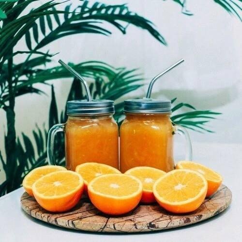 オレンジの100%ジュース
