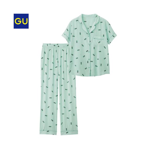 GU「パジャマ（パイナップル・半袖）」