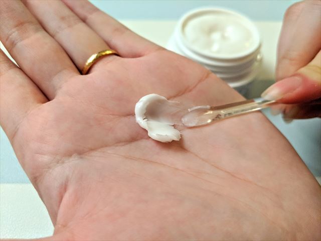 保湿液のテクスチャー画像